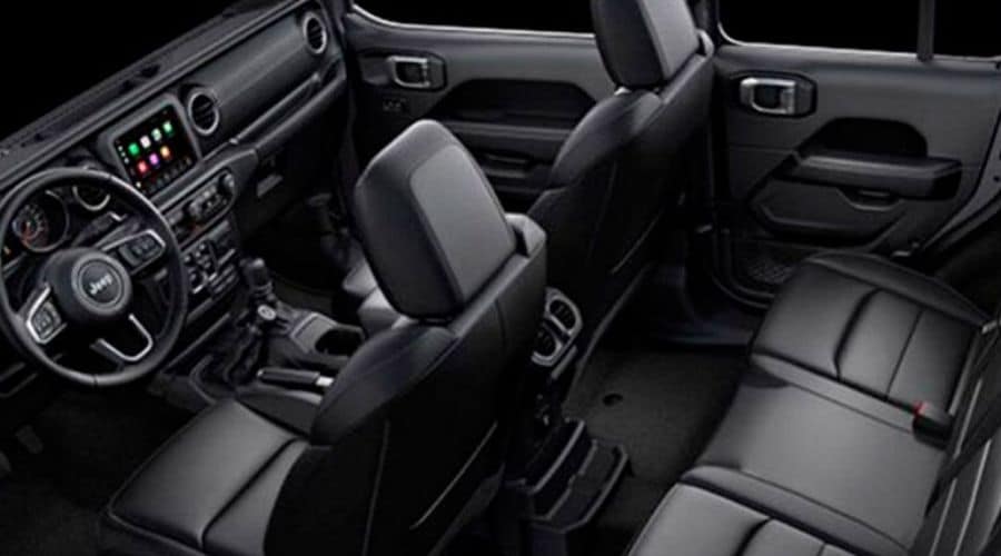 Elegante espacio interior en la Jeep Wrangler