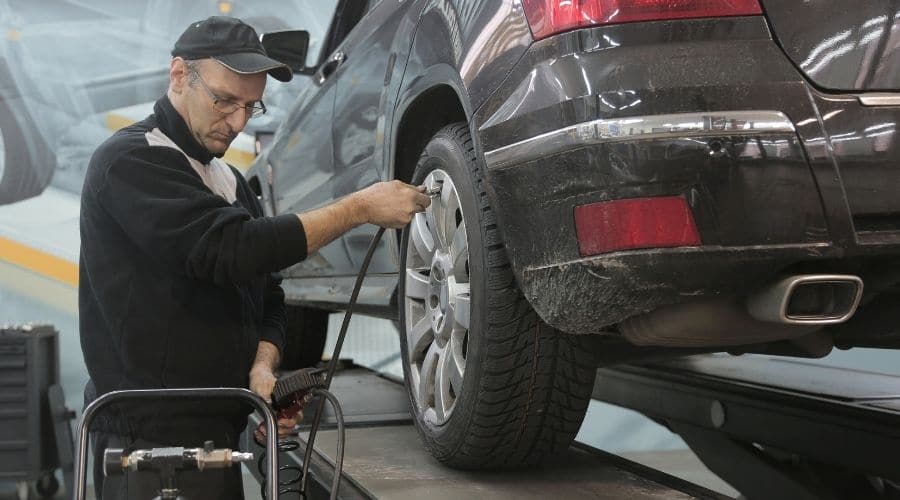 Servicio de mantenimiento alarga la vida de tu carro