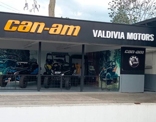 Sala de ventas Armenia Valdivia Motors - Can-Am y Sea-Doo - Los Coches