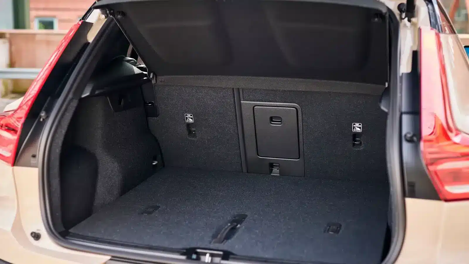 Detalle-9-Volvo-XC40-Recharge-Los-Coches