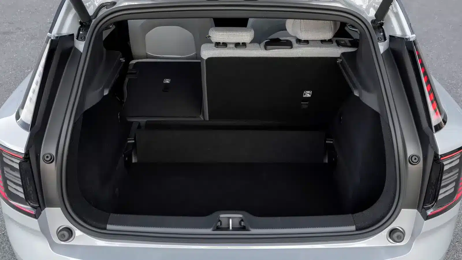 4-Detalle-Volvo-EX30-Electric-Los-Coches