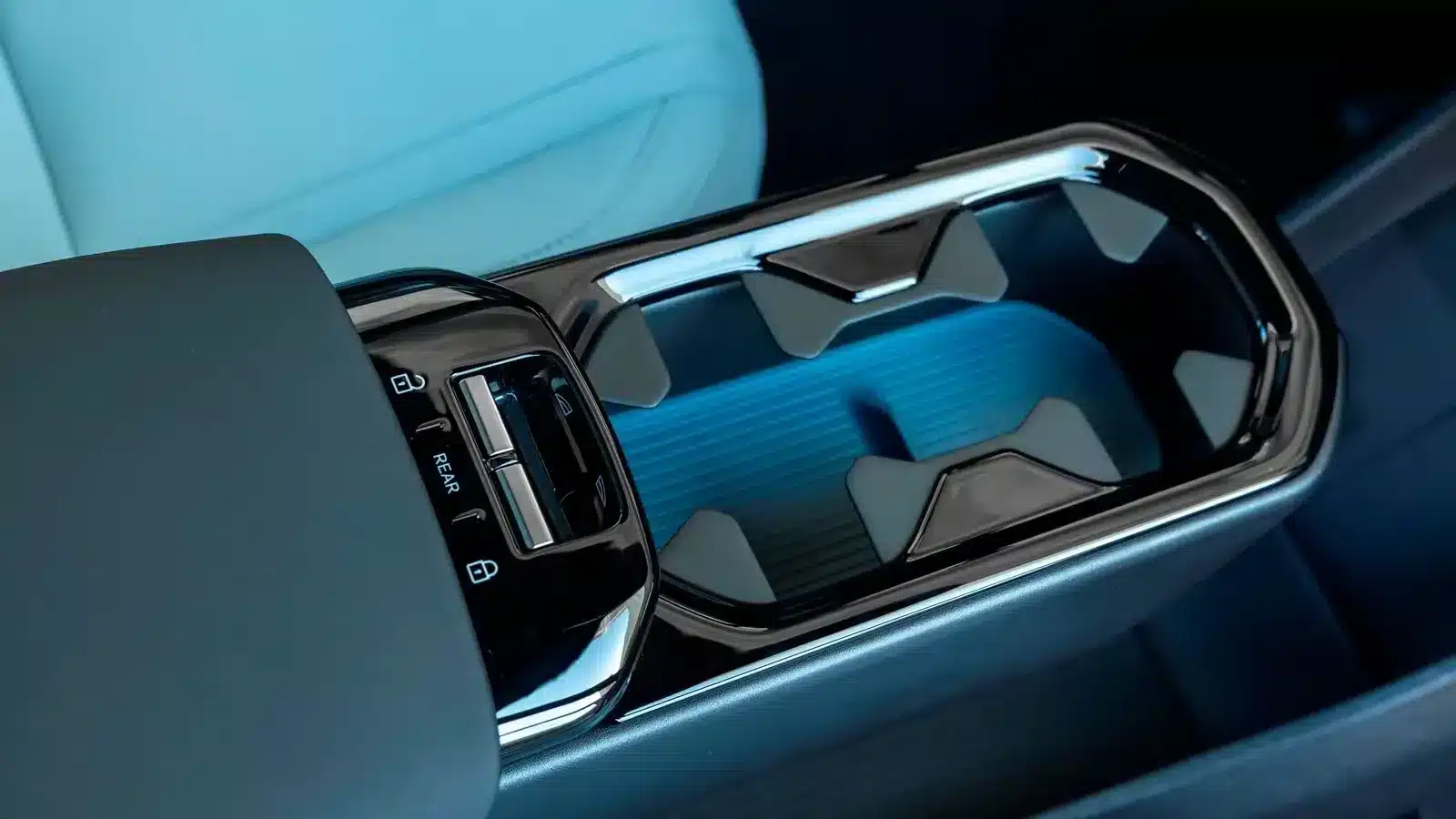 7-Detalle-Volvo-EX30-Electric-Los-Coches