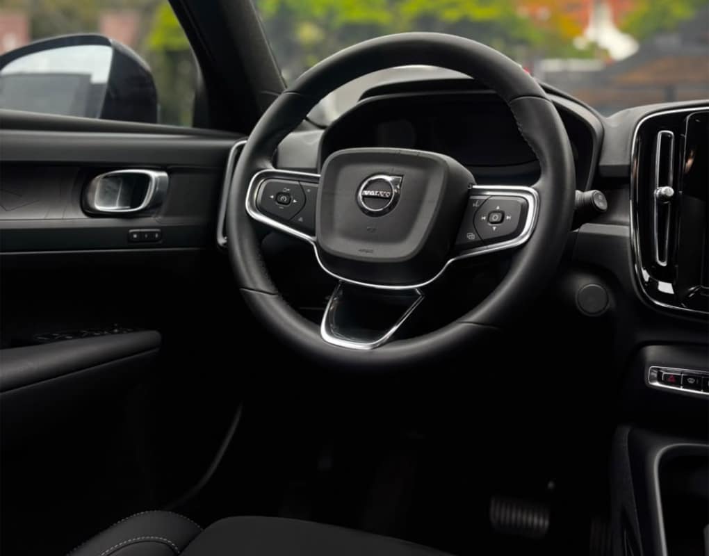VOLVO XC40 RECHARGE PLUS PURE ELEC NSK766