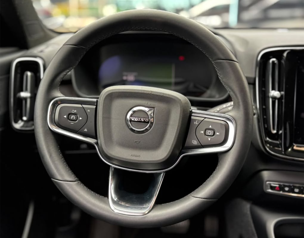 VOLVO XC40 RECHARGE PLUS PURE ELEC NSK766