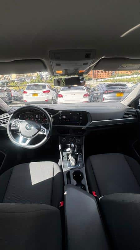 VOLKSWAGEN JETTA TRENDLINE 1.4 TURBO