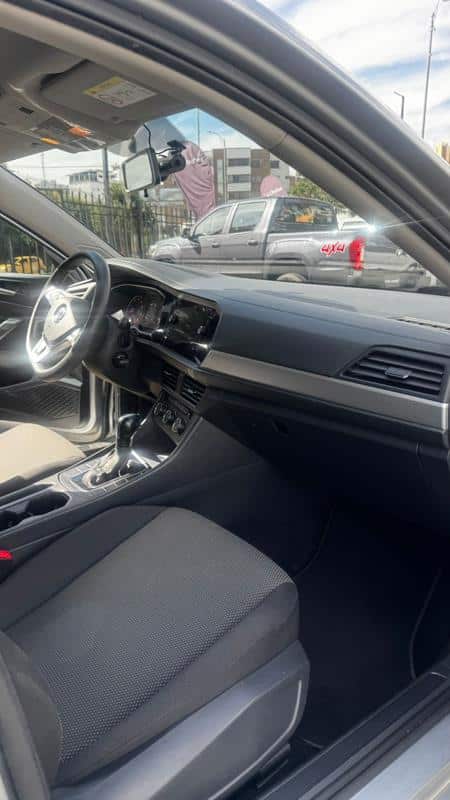 VOLKSWAGEN JETTA TRENDLINE 1.4 TURBO