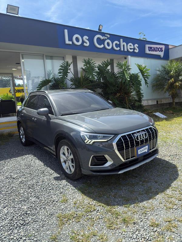 AUDI Q3 AMBITION 1.4 AT 4X2
