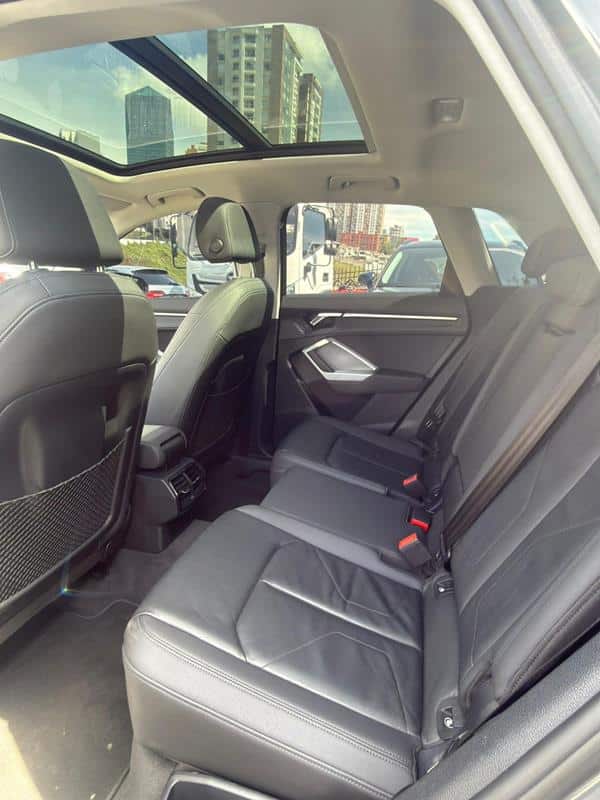 AUDI Q3 AMBITION 1.4 AT 4X2