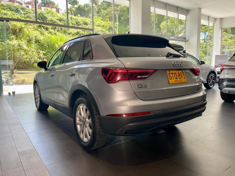 AUDI Q3 ATTRACTION AT 1.4T
