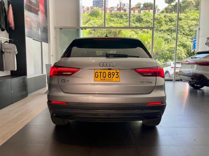 AUDI Q3 ATTRACTION AT 1.4T