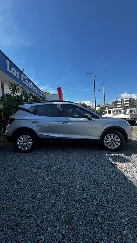 SEAT ARONA 1.6 AUT