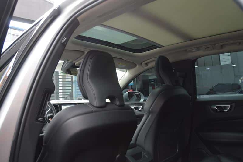 VOLVO XC 60 PLUS T8 2.0 AT HIBRIDA ENCHUFABLE NIY097