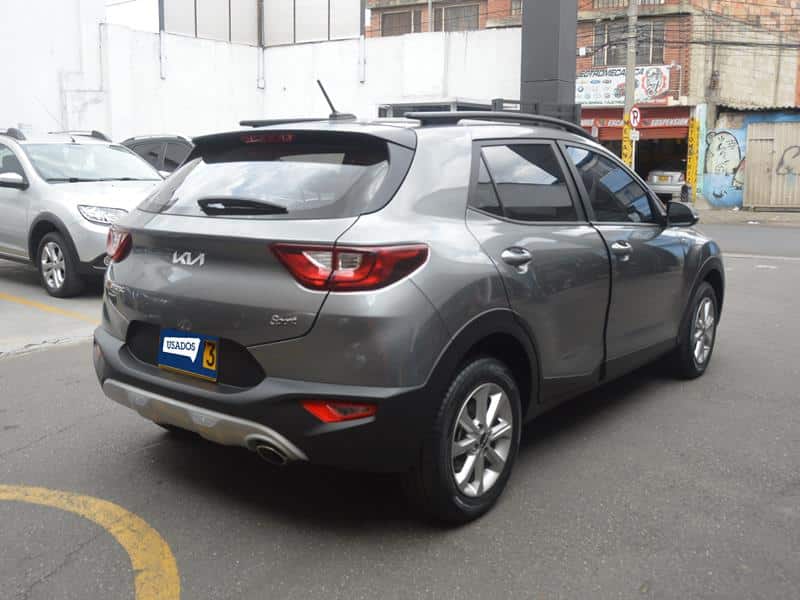 KIA STONIC DESIRE 1.0 MT HIBRIDO NKT073