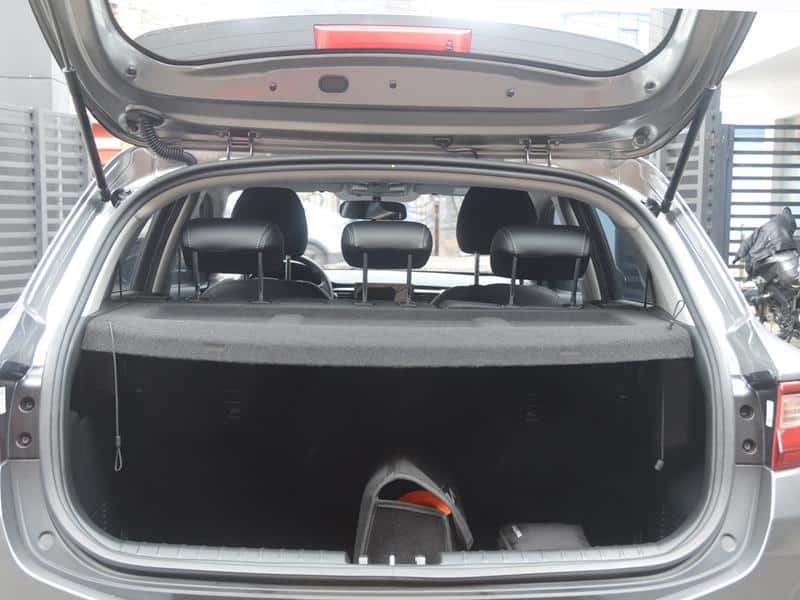 KIA STONIC DESIRE 1.0 MT HIBRIDO NKT073
