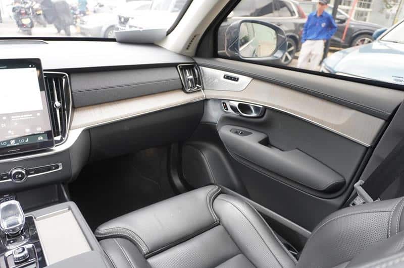 VOLVO XC 90 2.0 AT HIBRIDA PGS700