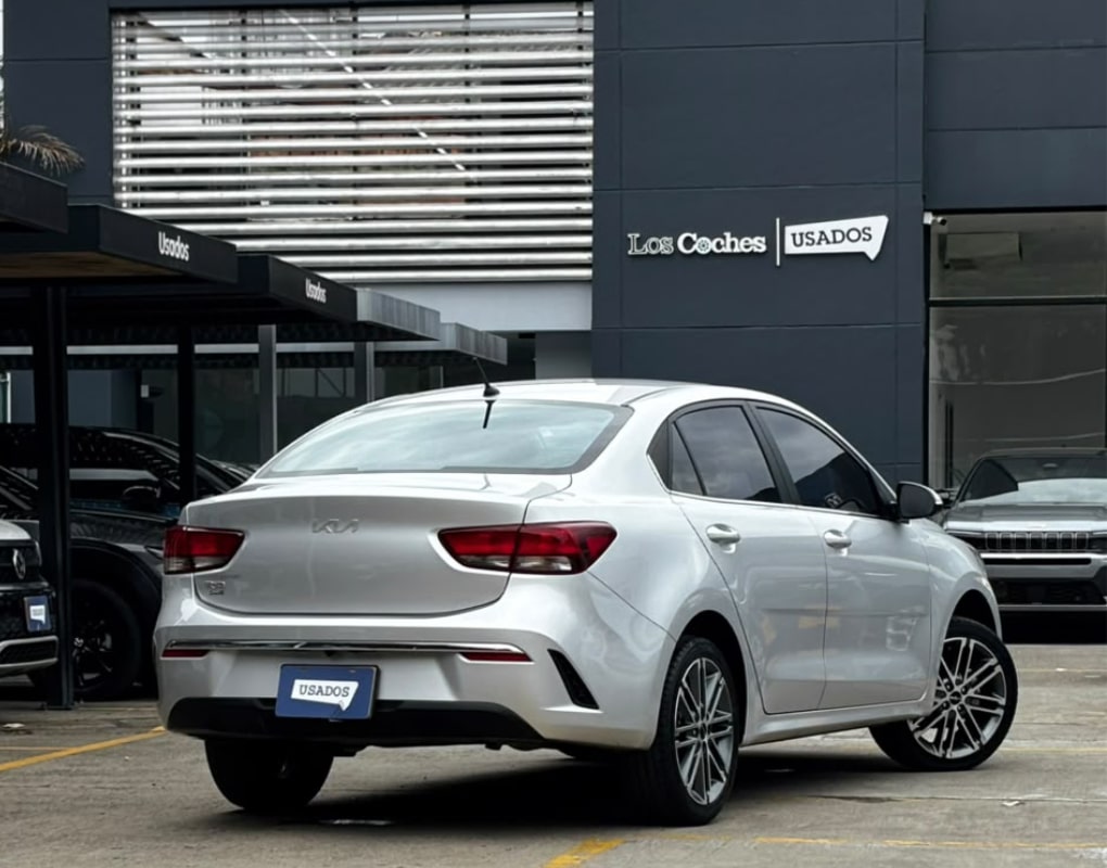KIA RIO ZENITH SEDAN IDQ218