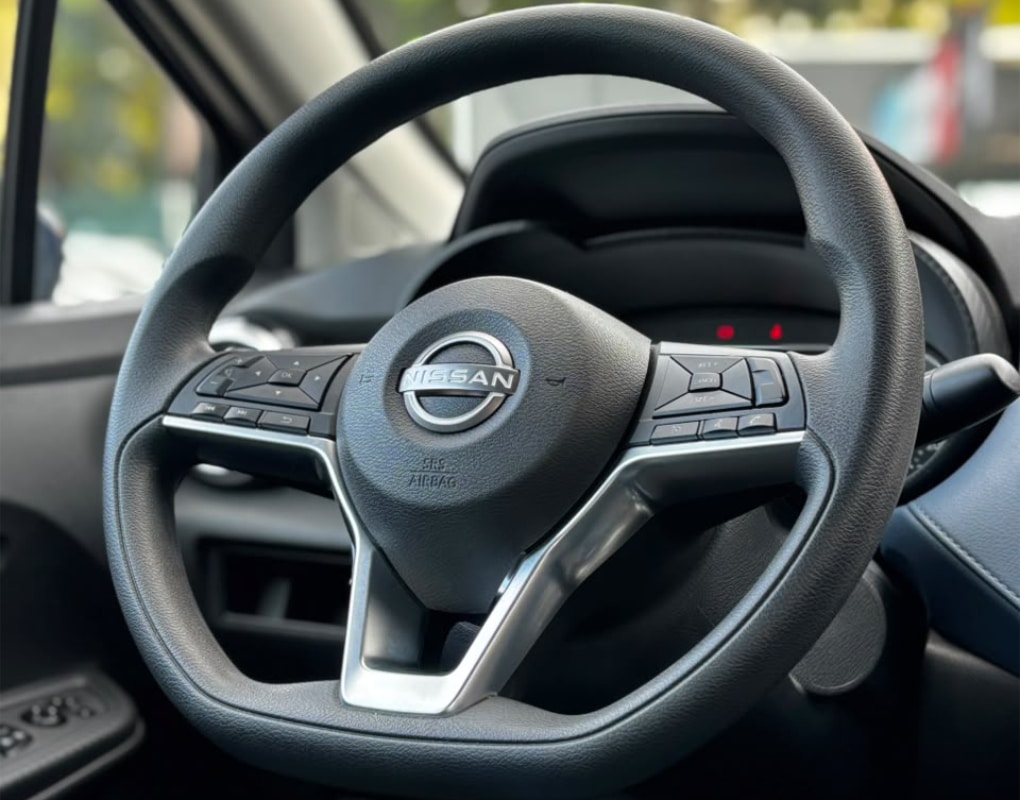 NISSAN VERSA ADVANCE PTQ332