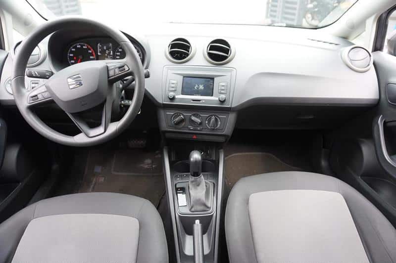 SEAT IBIZA REFERENCE 1.6CC AT DXM268