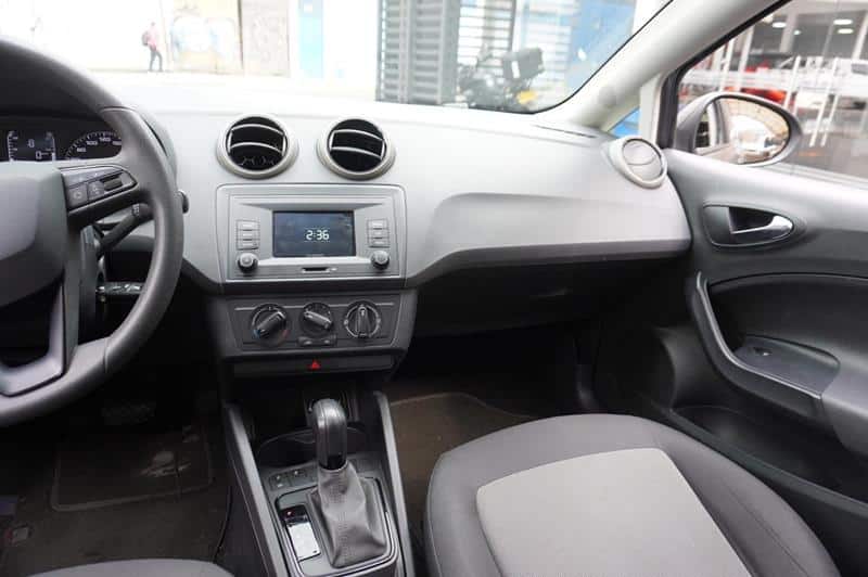 SEAT IBIZA REFERENCE 1.6CC AT DXM268
