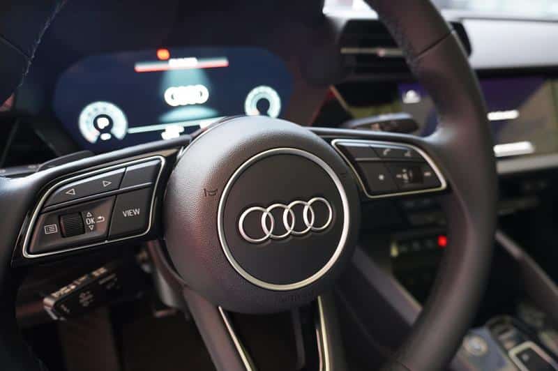 AUDI A3 1.4 T DINAMIQUE SEDAN HIBRIDO QQZ458 SC